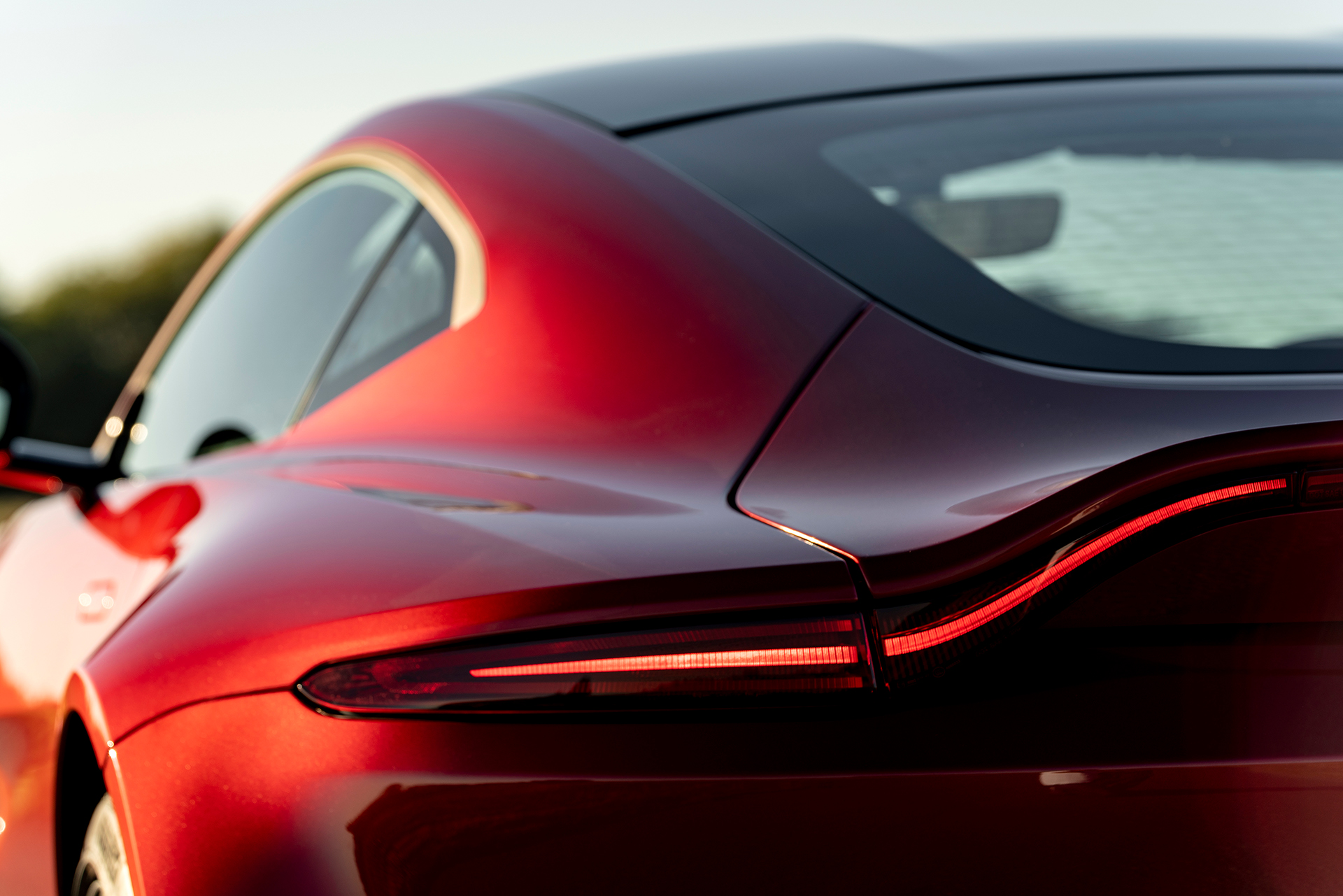 Aston Martin Vantage macro